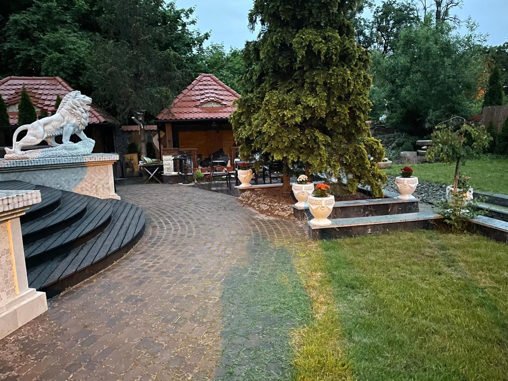 Dworek Oliwski Bed & Breakfast Gdansk Exterior photo