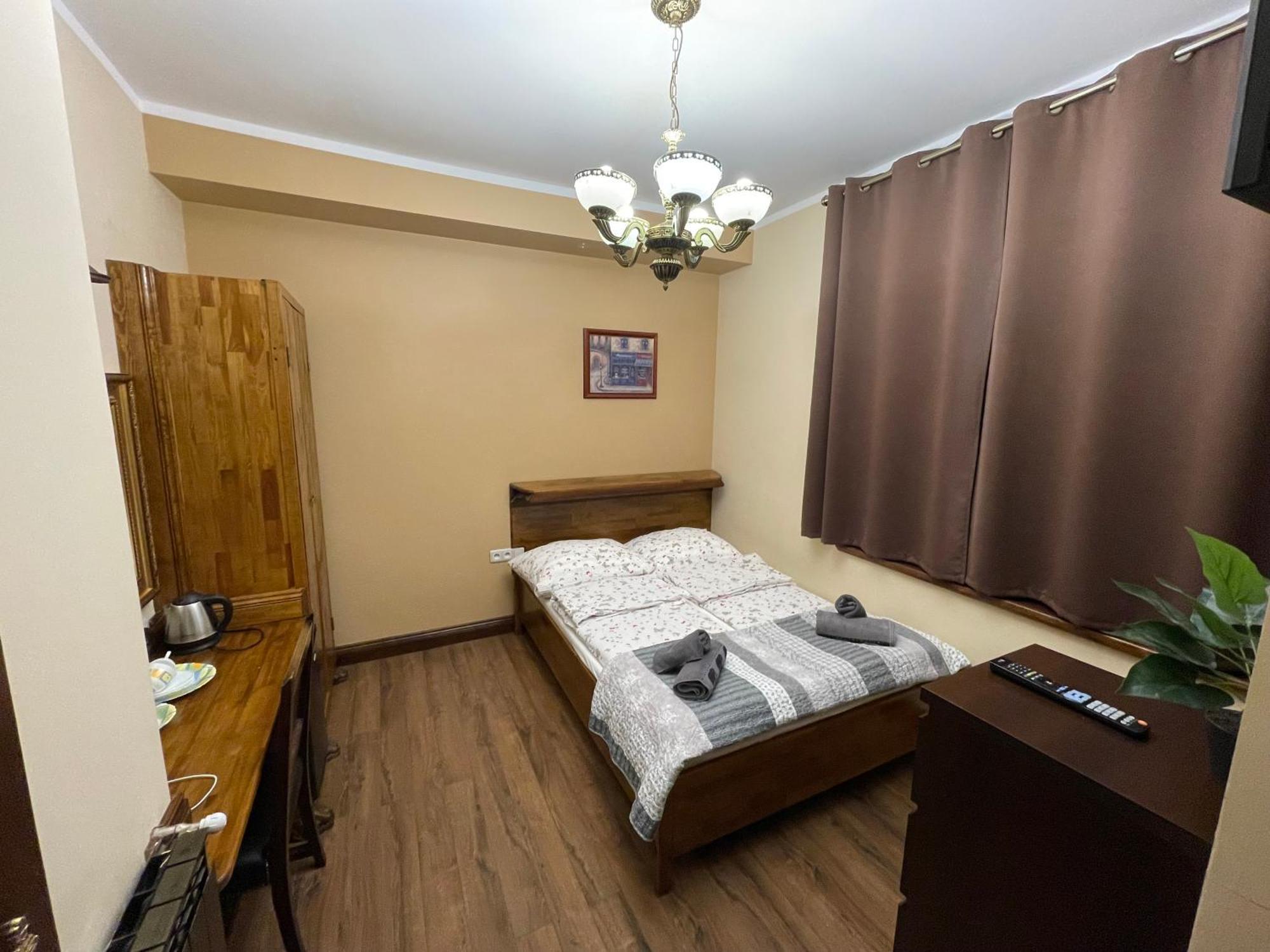 Dworek Oliwski Bed & Breakfast Gdansk Exterior photo